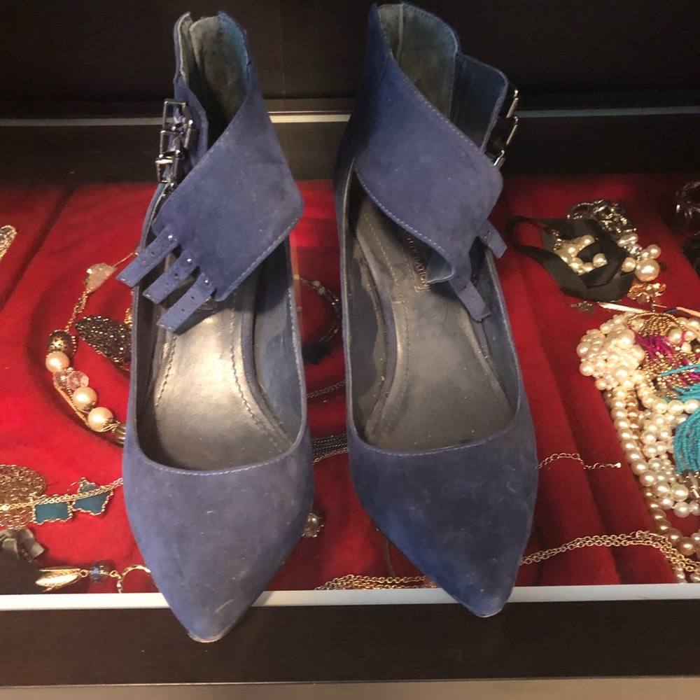 Bc bg heels